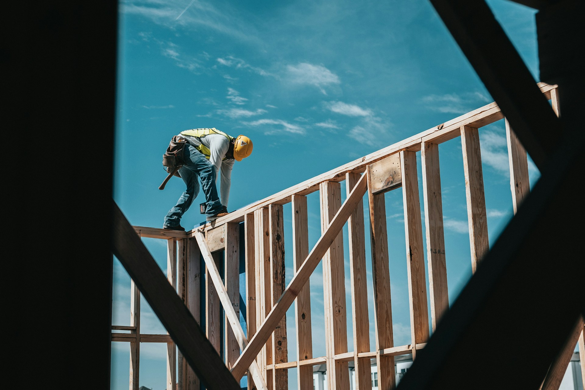Ouvriers du bâtiment sur un chantier — mutuelle et prévoyance collective CCN Bâtiment +10 salariés (IDCC 1597)