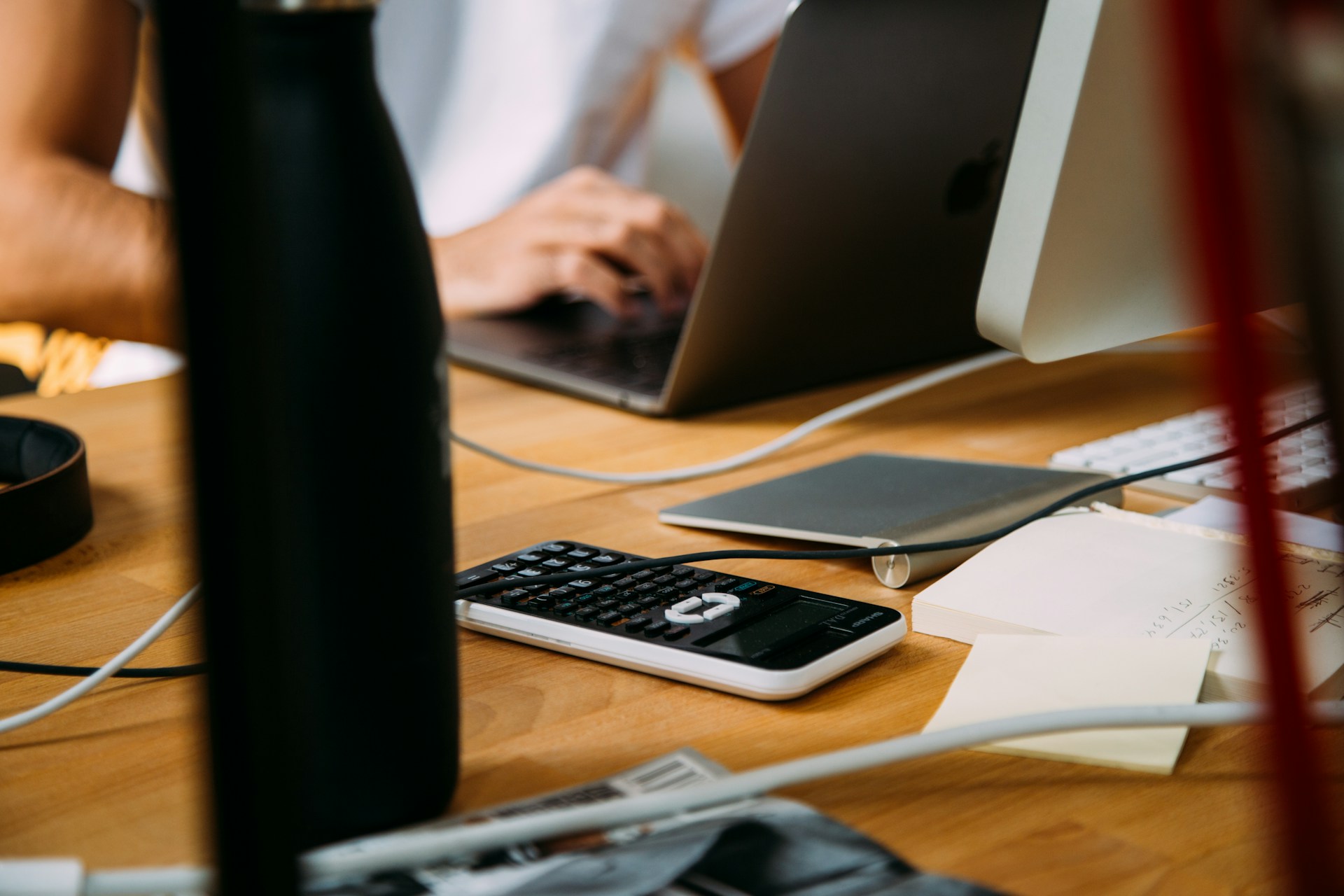 Mutuelle prévoyance experts-comptables : signature de la décision unilatérale de l'employeur et vérification de la conformité URSSAF dans un cabinet comptable